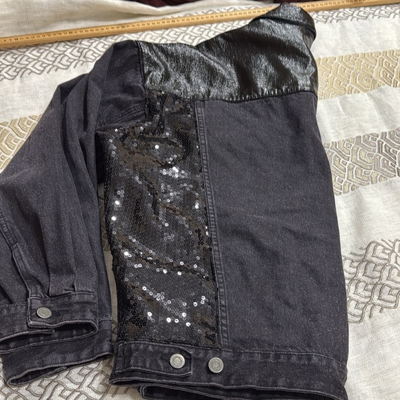 (P1) ASOS DESIGN oversized sequin and leather denim jacket in washed black,Sz L - Picture 15 of 16